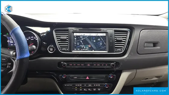 KIA CARNIVAL 9-SEATER PRESTIGE