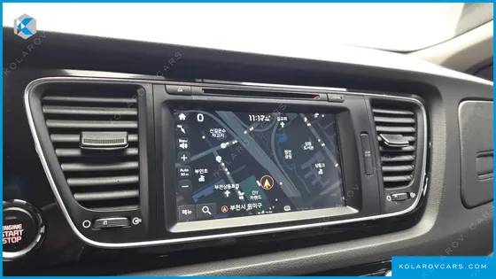 KIA CARNIVAL 9-SEATER PRESTIGE
