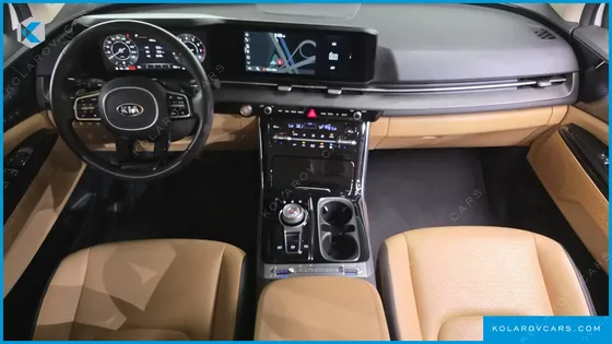 KIA CARNIVAL GASOLINE 9-SEATER SIGNATURE