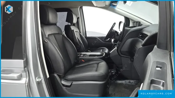 HYUNDAI STARIA L3.5 CARGO 5-SEATER