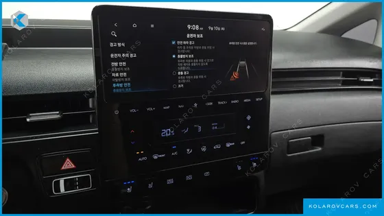 HYUNDAI STARIA L3.5 CARGO 5-SEATER