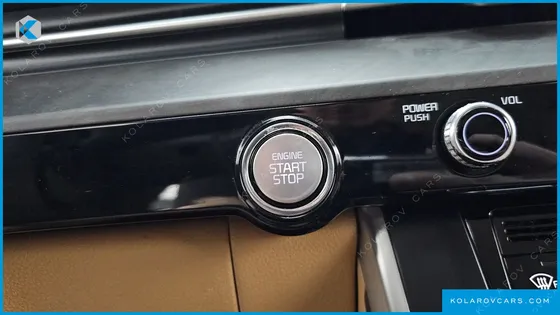 KIA CARNIVAL DIESEL 11-SEATER PRESTIGE