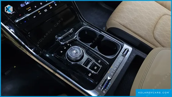 KIA CARNIVAL DIESEL 9-SEATER NOBLESSE