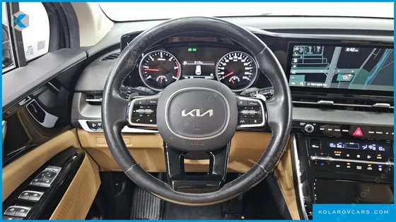 KIA CARNIVAL DIESEL 9-SEATER NOBLESSE
