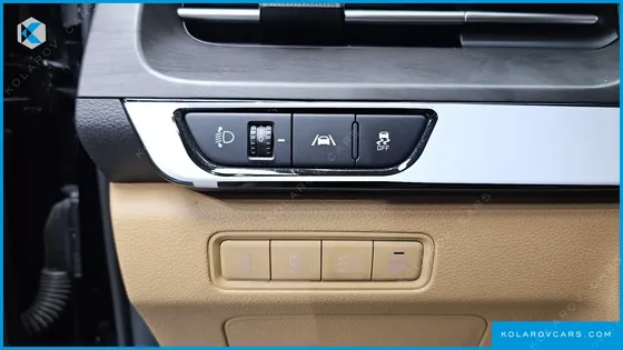 KIA CARNIVAL DIESEL 9-SEATER NOBLESSE