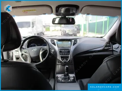 HYUNDAI GRANDEUR HG240 MODERN