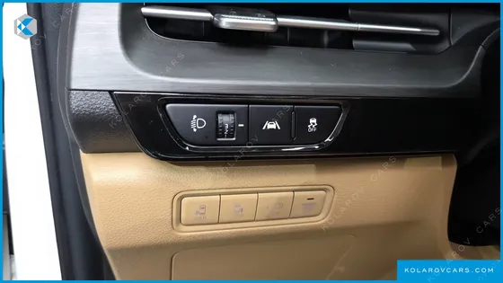 KIA CARNIVAL DIESEL 7-SEATER SIGNATURE