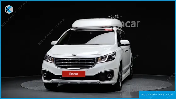 KIA CARNIVAL 7-SEATER HI-LIMOUSINE