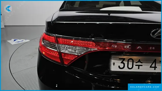 HYUNDAI GRANDEUR HG300 EXCLUSIVE