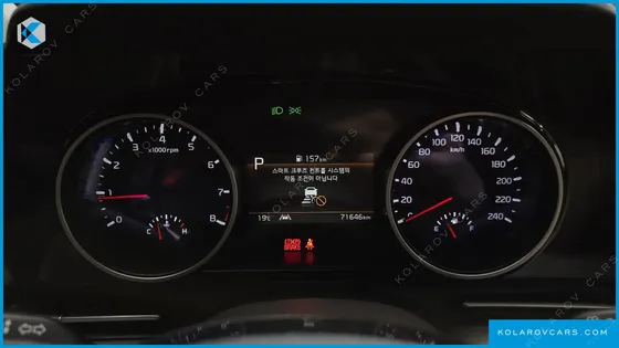KIA CARNIVAL GASOLINE 7-SEATER NOBLESSE