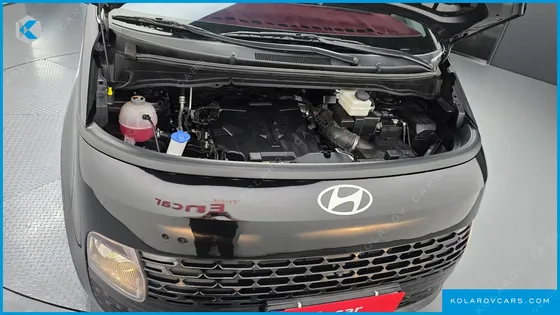 HYUNDAI STARIA L3.5 CARGO 3-SEATER