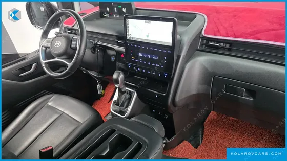 HYUNDAI STARIA L3.5 CARGO 3-SEATER