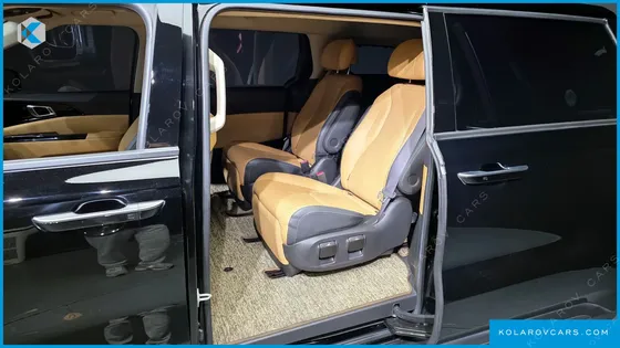 KIA CARNIVAL DIESEL 7-SEATER NOBLESSE