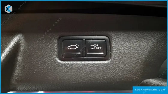KIA CARNIVAL DIESEL 7-SEATER NOBLESSE