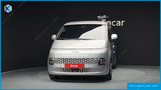 HYUNDAI STARIA L3.5 CARGO 5-SEATER