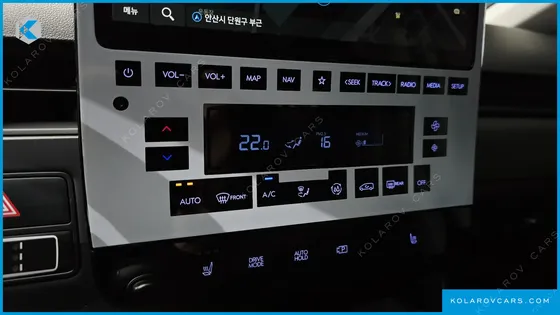 HYUNDAI STARIA L3.5 CARGO 5-SEATER