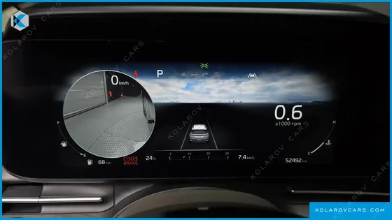 KIA CARNIVAL GASOLINE 11-SEATER SIGNATURE