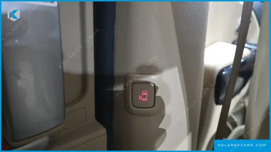KIA CARNIVAL 9-SEATER NOBLESSE
