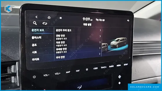 HYUNDAI STARIA CARGO 5-SEATER