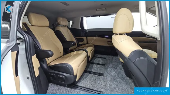 KIA CARNIVAL DIESEL 7-SEATER SIGNATURE