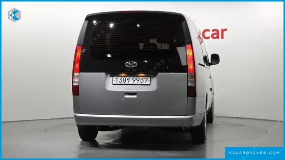 HYUNDAI STARIA 4WD TOURER 9-SEATER