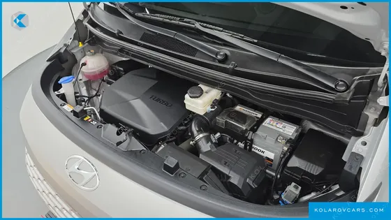 HYUNDAI STARIA 4WD TOURER 9-SEATER