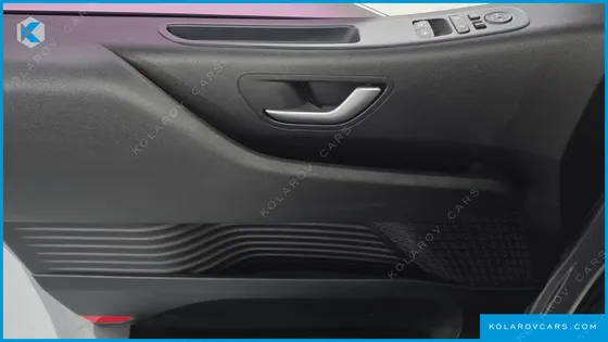 HYUNDAI STARIA 4WD TOURER 9-SEATER