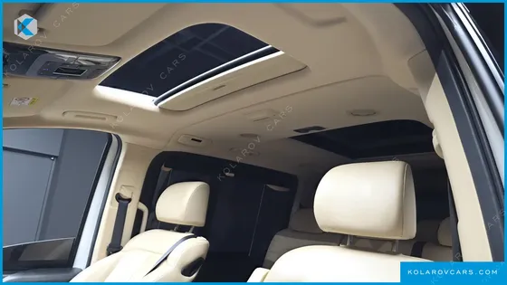 HYUNDAI STARIA 4WD TOURER 9-SEATER