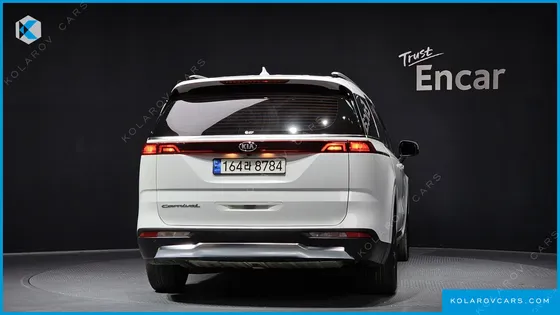 KIA CARNIVAL DIESEL 9-SEATER NOBLESSE