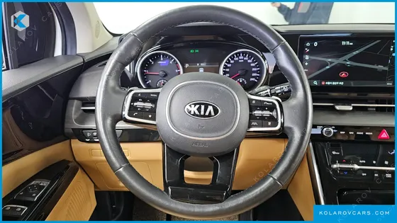 KIA CARNIVAL DIESEL 9-SEATER NOBLESSE