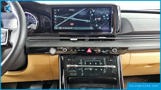 KIA CARNIVAL DIESEL 9-SEATER NOBLESSE