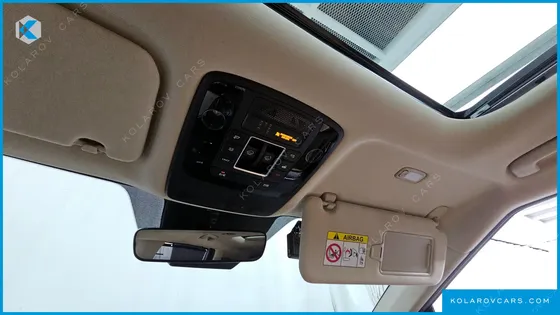KIA CARNIVAL DIESEL 9-SEATER NOBLESSE