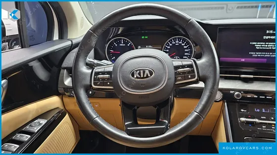 KIA CARNIVAL DIESEL 9-SEATER NOBLESSE