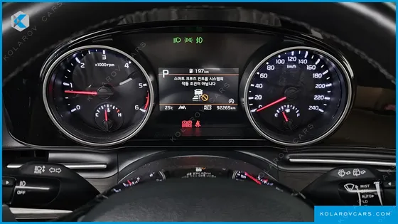 KIA CARNIVAL DIESEL 9-SEATER NOBLESSE
