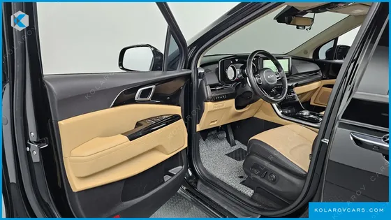 KIA CARNIVAL DIESEL 9-SEATER NOBLESSE