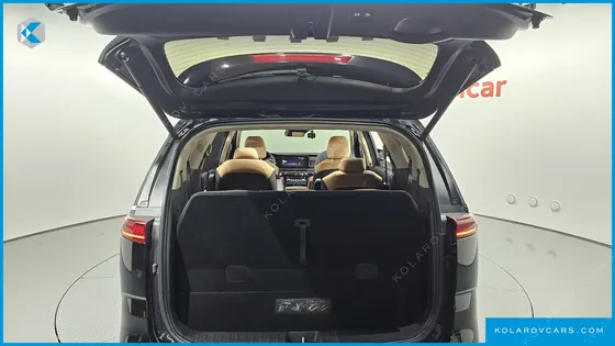 KIA CARNIVAL DIESEL 9-SEATER NOBLESSE