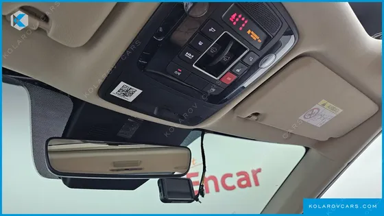 KIA CARNIVAL DIESEL 9-SEATER NOBLESSE
