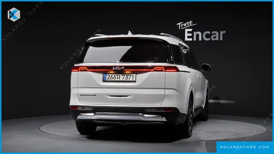 KIA CARNIVAL GASOLINE 9-SEATER NOBLESSE