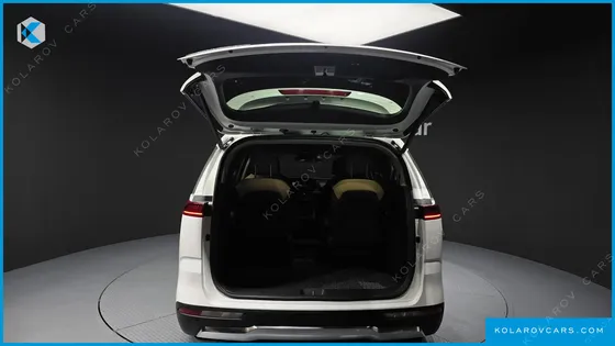 KIA CARNIVAL GASOLINE 9-SEATER NOBLESSE
