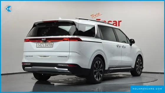 KIA CARNIVAL GASOLINE 7-SEATER NOBLESSE