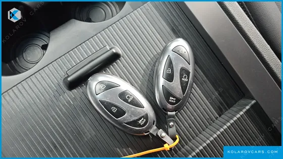 HYUNDAI STARIA L3.5 CARGO 5-SEATER