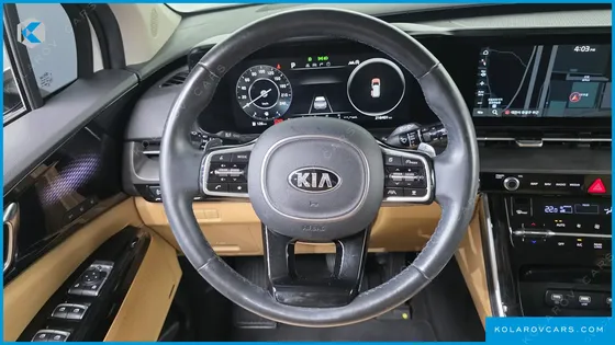 KIA CARNIVAL DIESEL 7-SEATER SIGNATURE