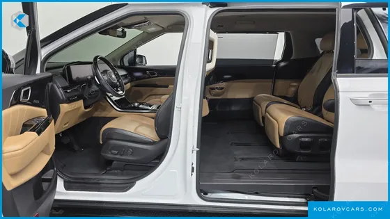 KIA CARNIVAL DIESEL 7-SEATER SIGNATURE
