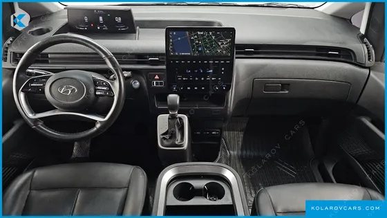 HYUNDAI STARIA CARGO 5-SEATER