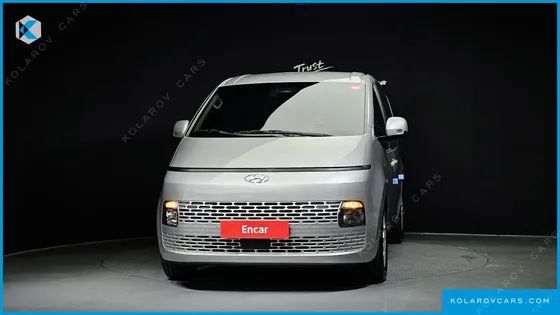 HYUNDAI STARIA CARGO 5-SEATER