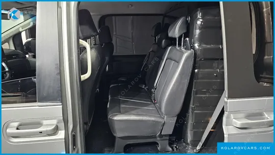HYUNDAI STARIA CARGO 5-SEATER