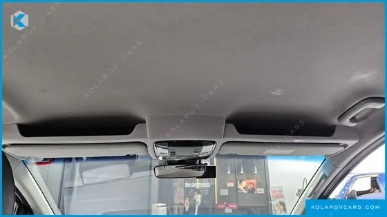 HYUNDAI STARIA CARGO 5-SEATER