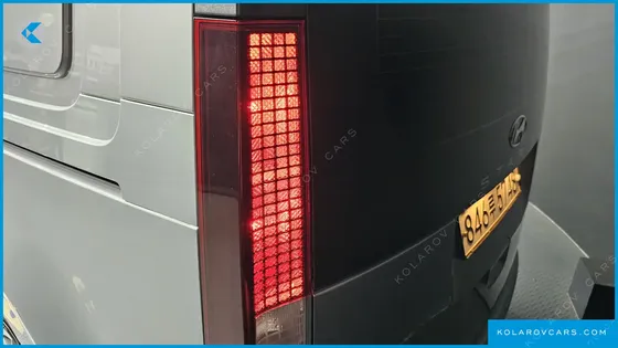 HYUNDAI STARIA CARGO 5-SEATER