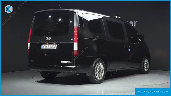 HYUNDAI STARIA CARGO 3-SEATER
