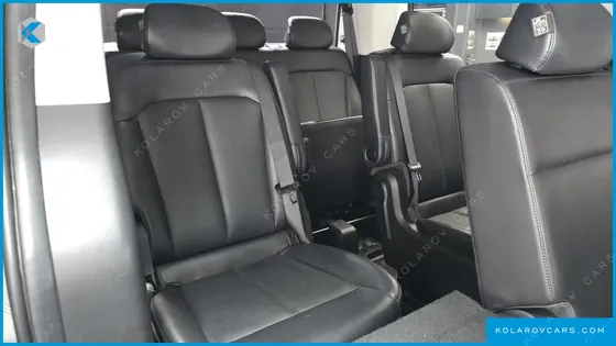 HYUNDAI STARIA 4WD TOURER 11-SEATER